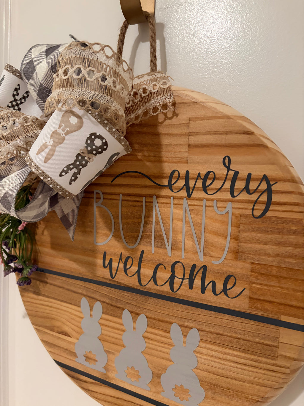 Door Hanger - Every Bunny Welcome