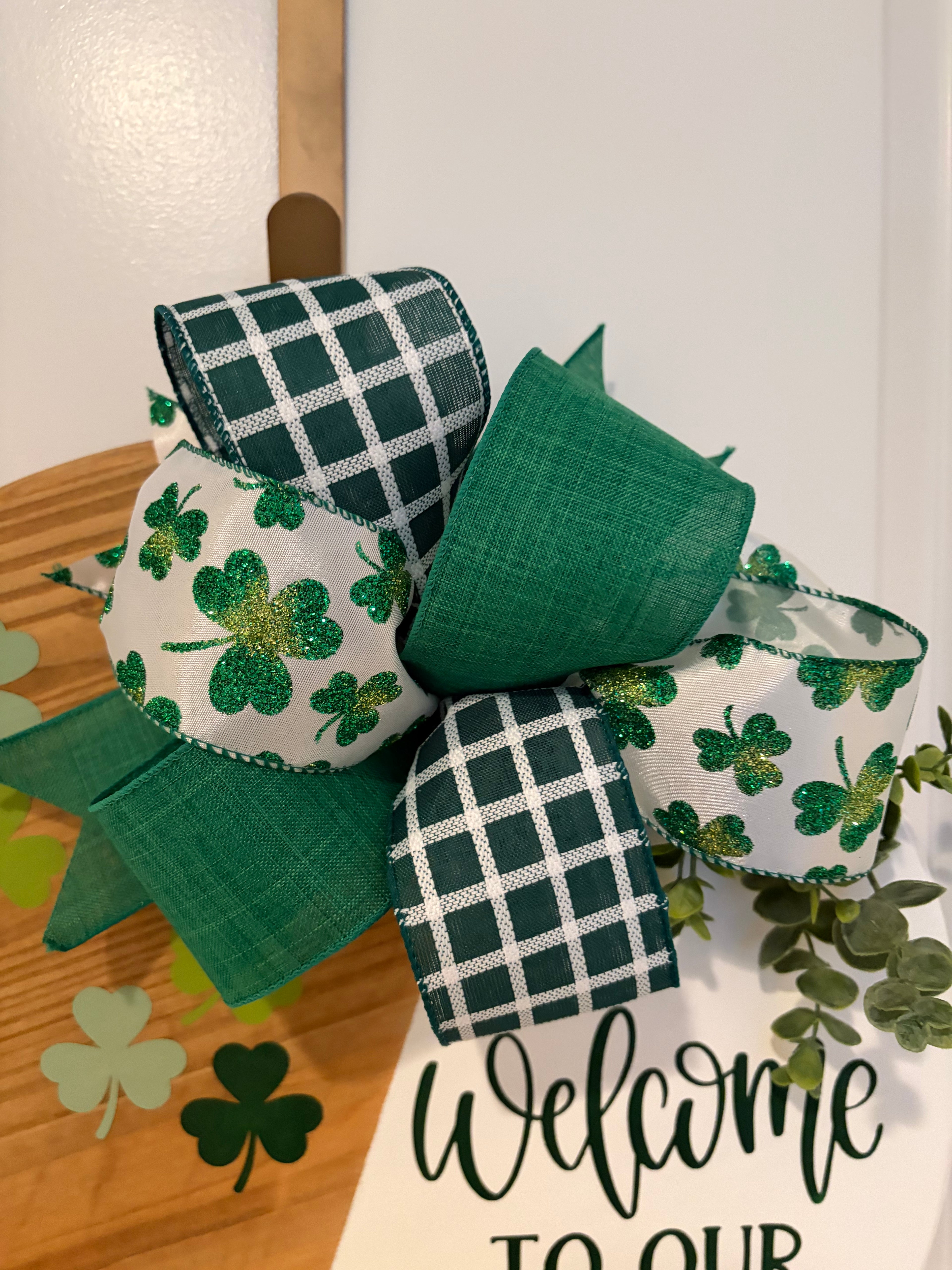 Door Hanger - Home Sweet Home With Shamrocks
